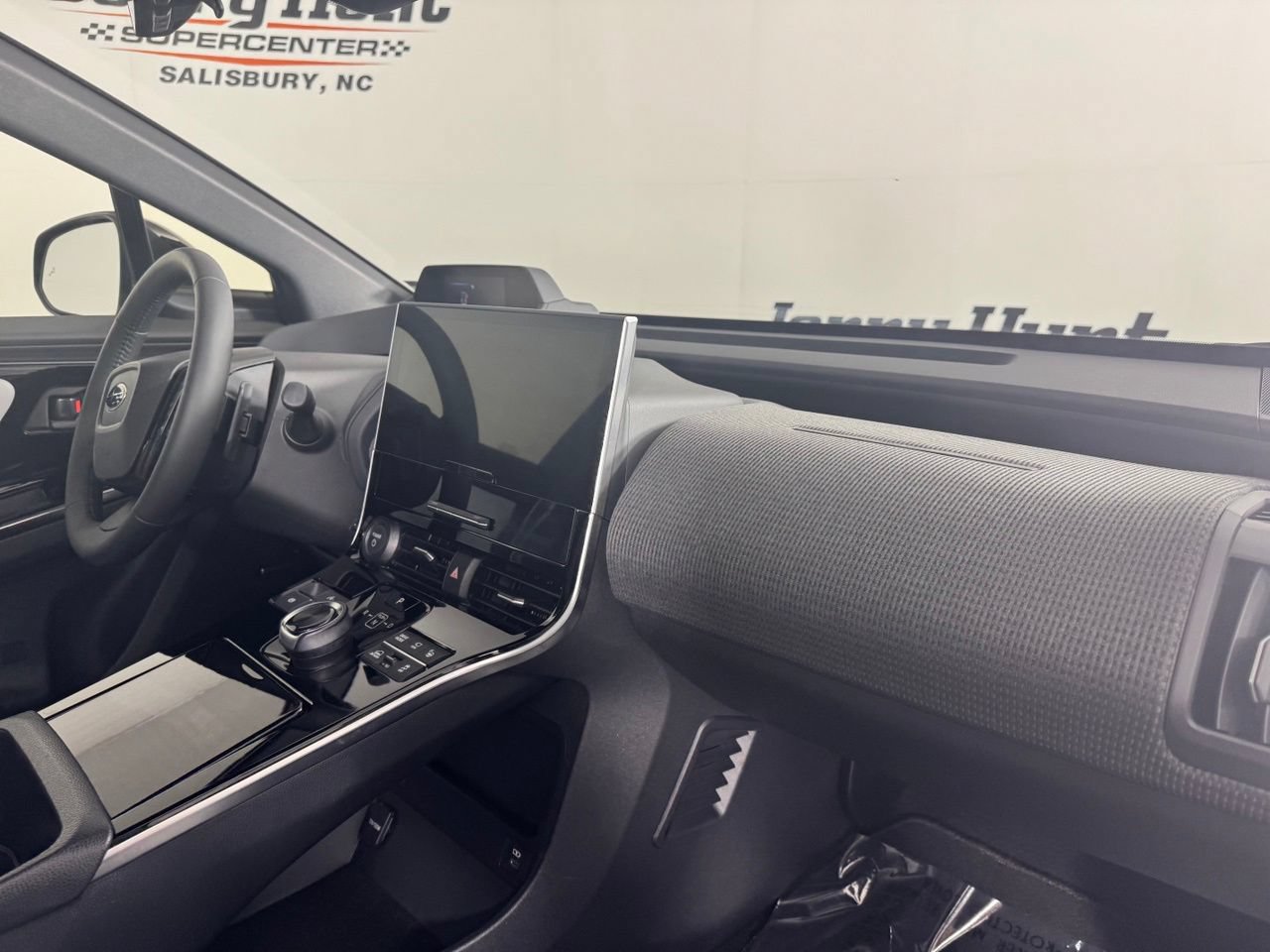 Used 2023 Subaru Solterra AWD image 35