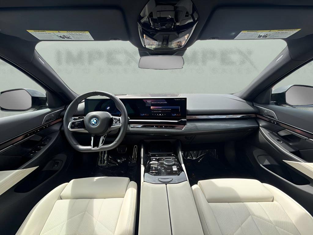 Used 2024 BMW i5 eDrive40i w/ M Sport Package RWD image 14