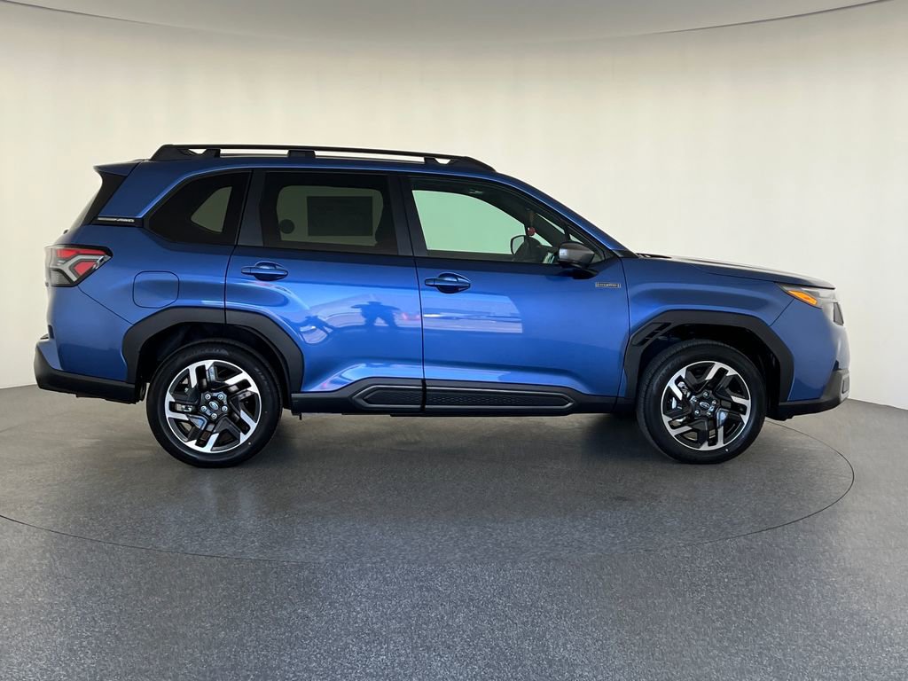 New 2026 Subaru Forester Premium AWD/4WD image 2