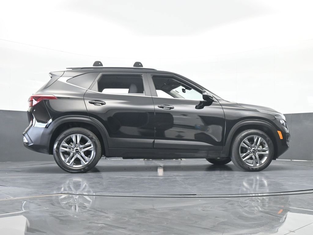 Used 2023 Kia Seltos S image 55
