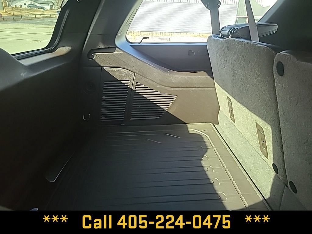 Used 2021 GMC Yukon XL Denali w/ Denali Premium Package image 31