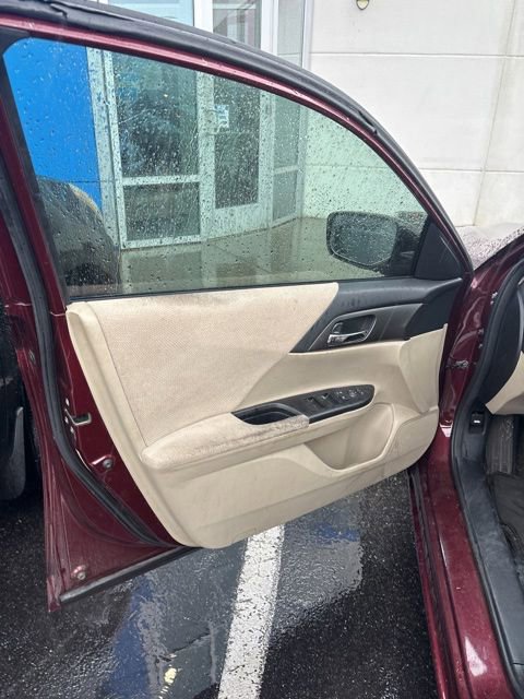 Used 2013 Honda Accord LX image 10