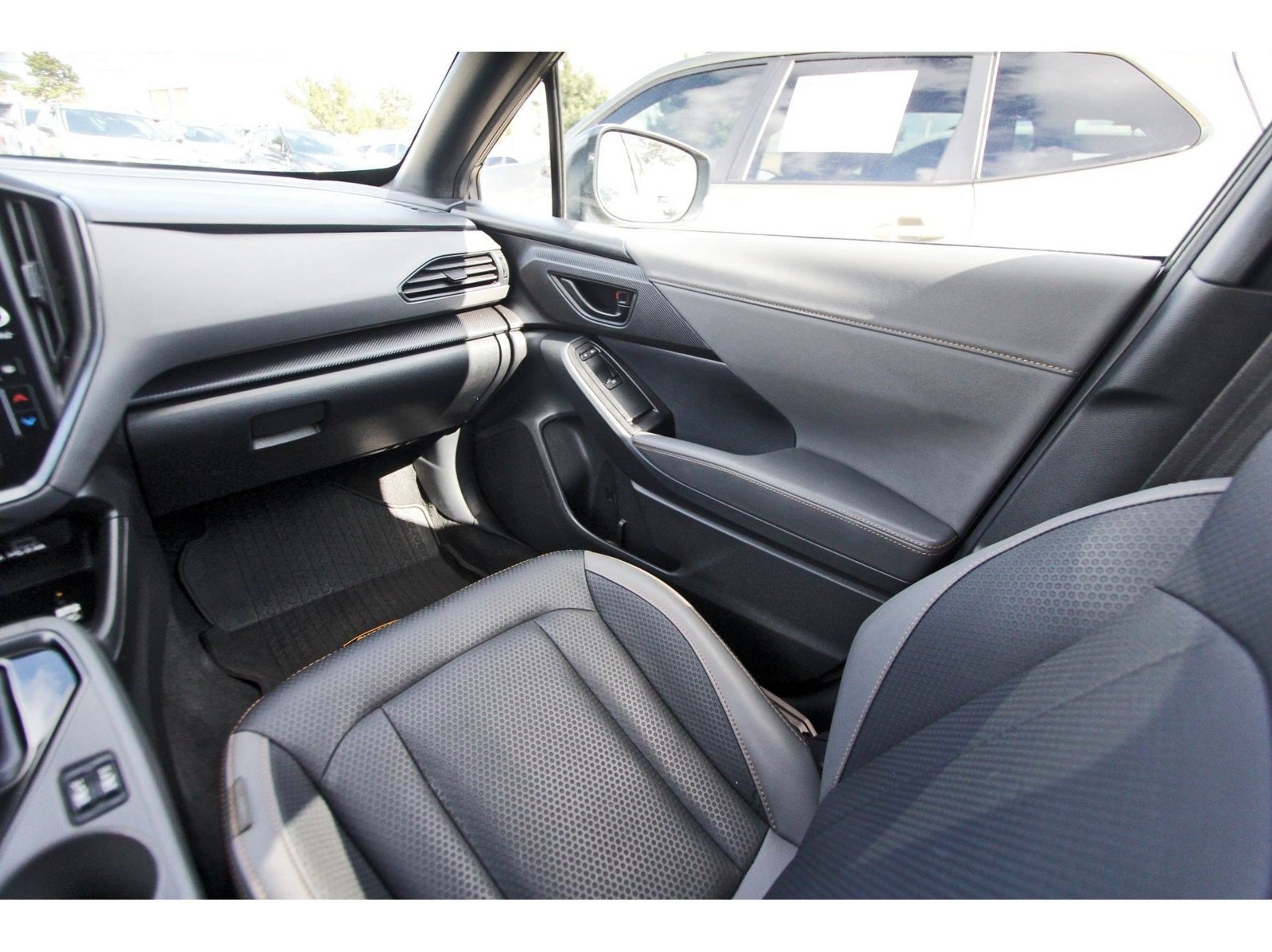 Used 2024 Subaru Crosstrek 2.5i Wilderness w/ Crosstrek Mirror Package AWD/4WD image 10