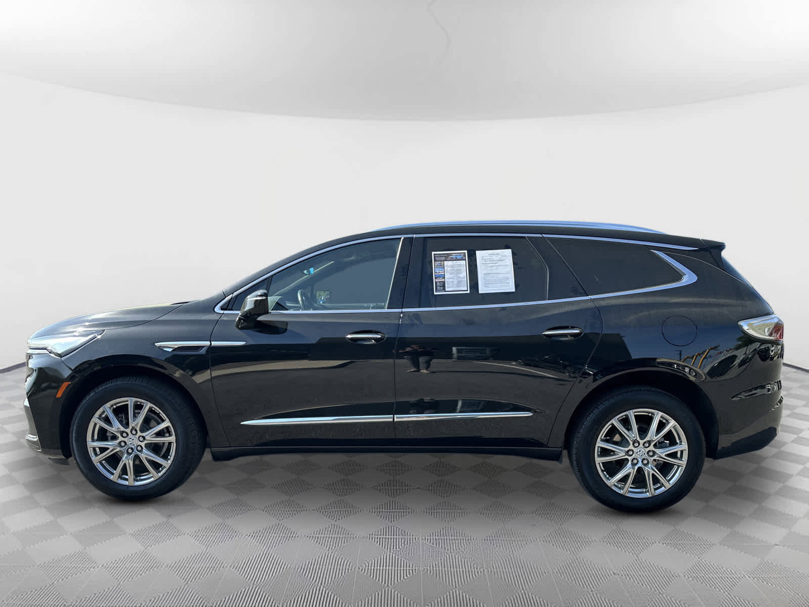 Used 2023 Buick Enclave Premium w/ Experience Buick Package image 4