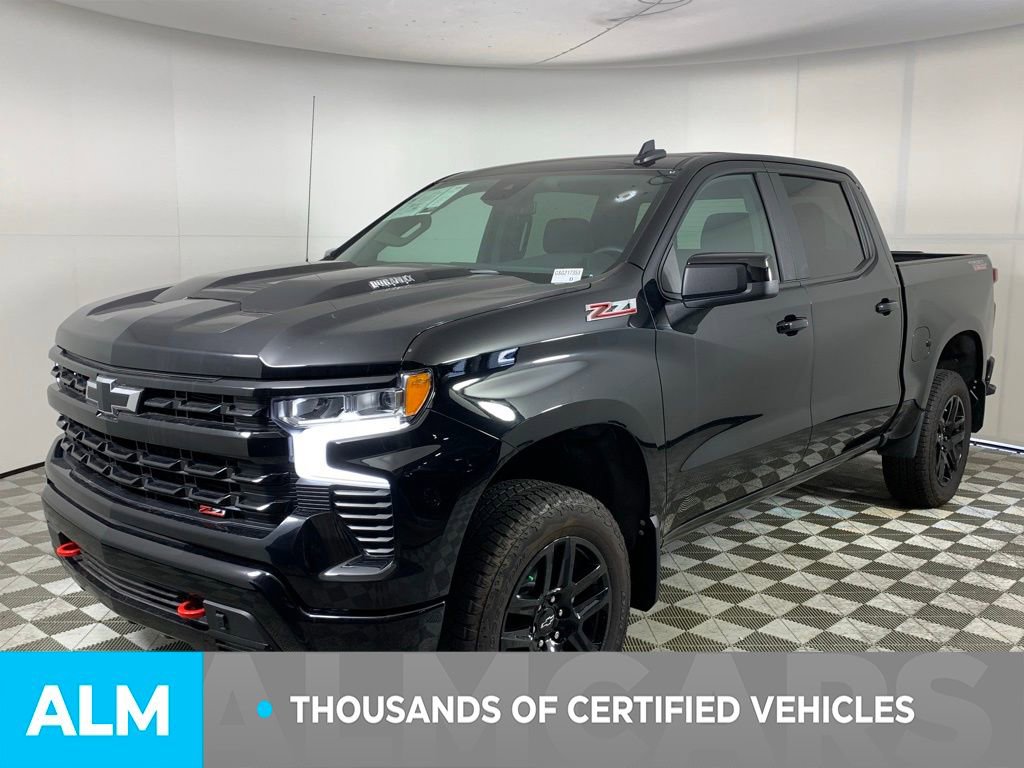 Used 2025 Chevrolet Silverado 1500 LT Trail Boss image 4
