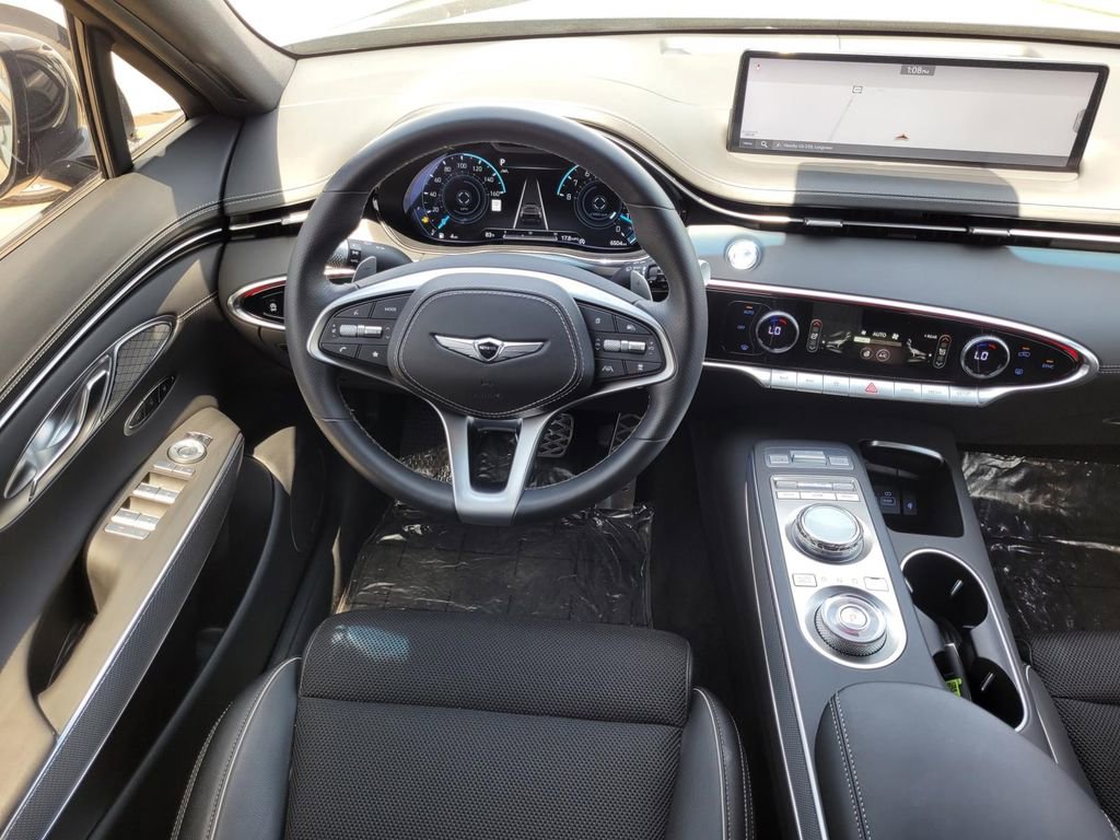 Used 2025 Genesis GV70 2.5T w/ Sport Prestige Package image 15