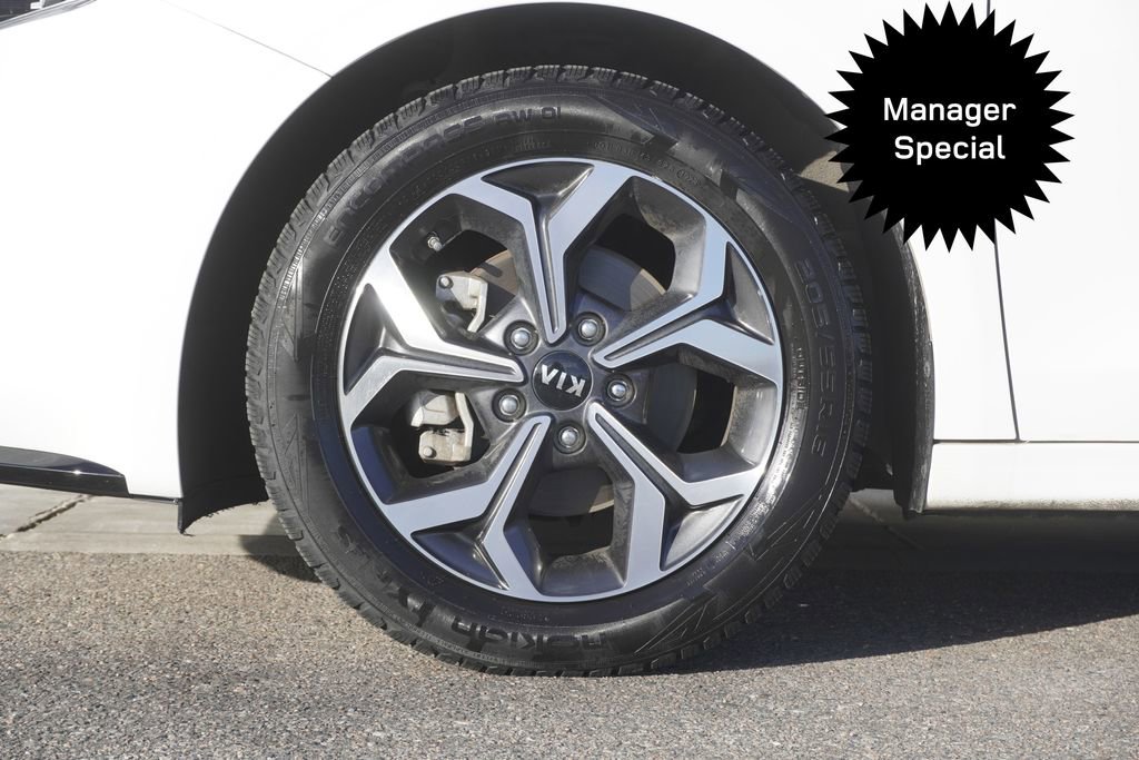 Used 2019 Kia Forte LXS image 31