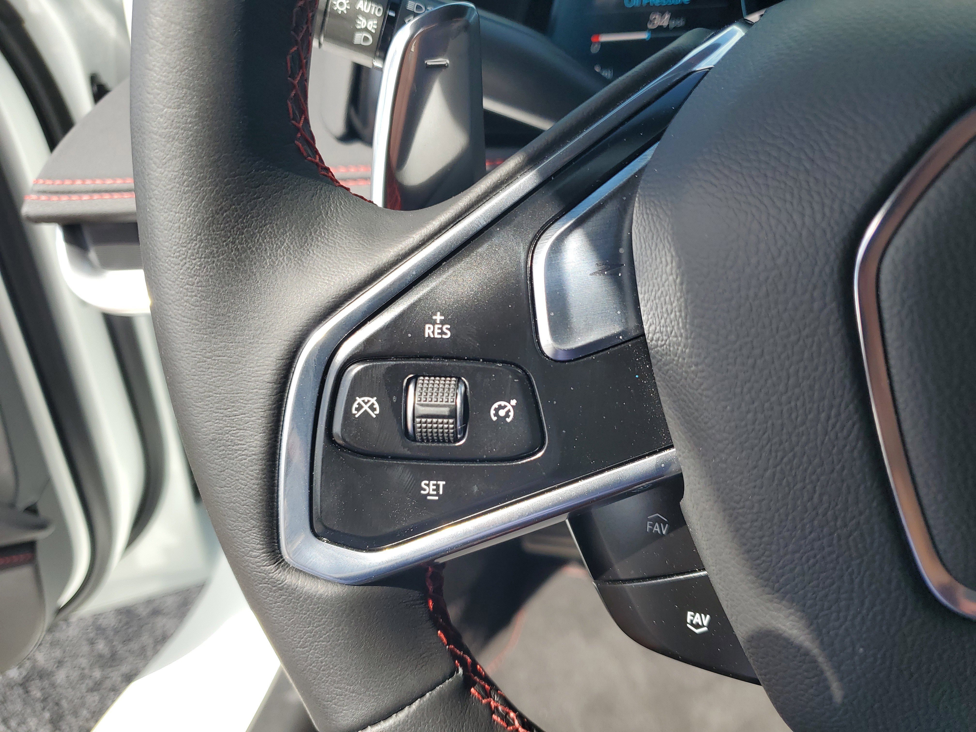 Used 2023 Chevrolet Corvette Stingray Coupe w/ 1LT image 18