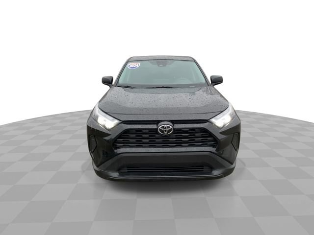Used 2024 Toyota RAV4 LE image 5