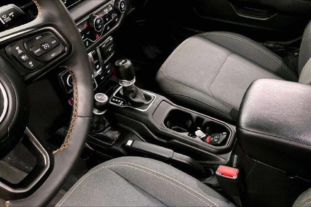 Used 2024 Jeep Wrangler Sport AWD/4WD image 17