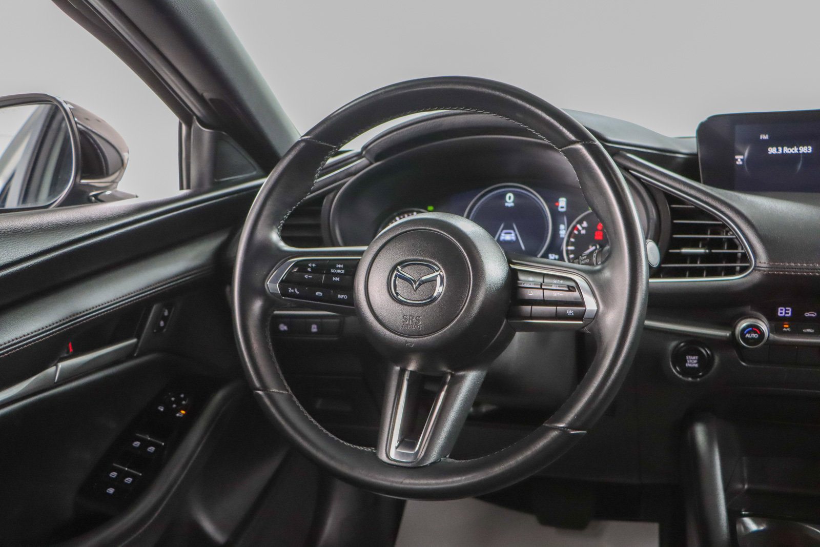 Used 2024 MAZDA MAZDA3 s image 12