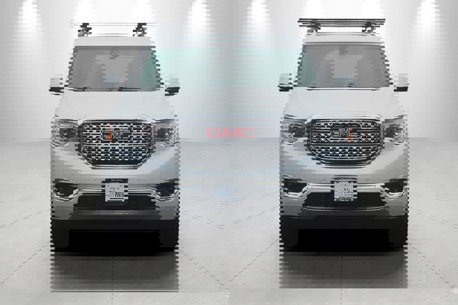 Used 2017 GMC Acadia Denali w/ Technology Package image 10