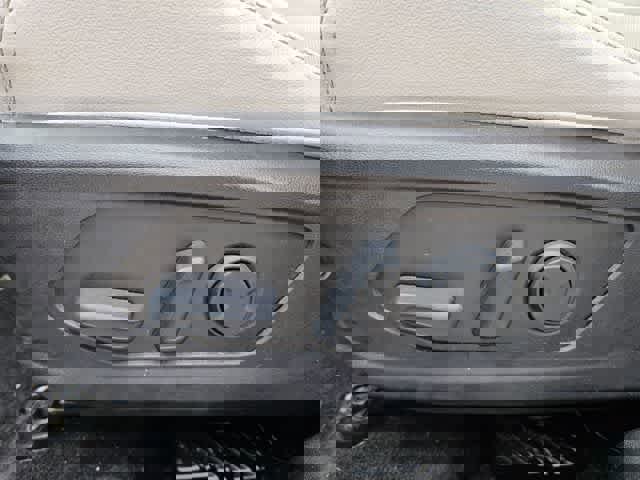 Used 2022 Hyundai Tucson Limited w/ Cargo Package image 17