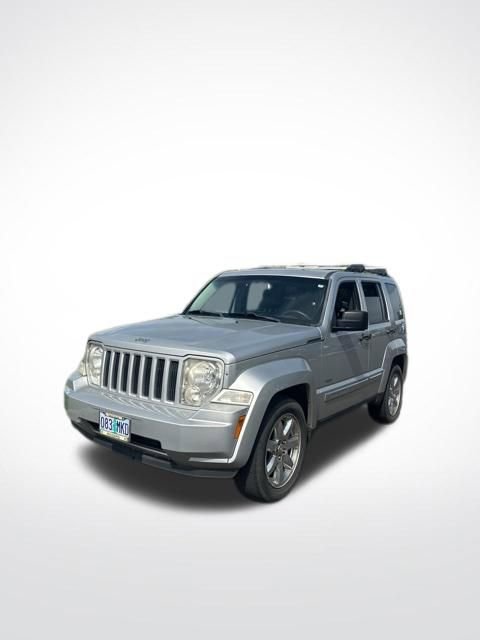 Used 2012 Jeep Liberty Sport AWD/4WD image 2