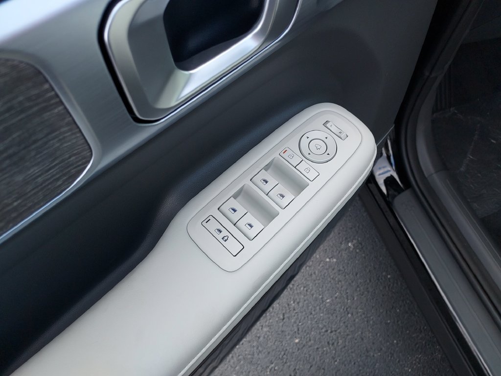 New 2026 Hyundai Santa Fe Limited AWD/4WD image 11