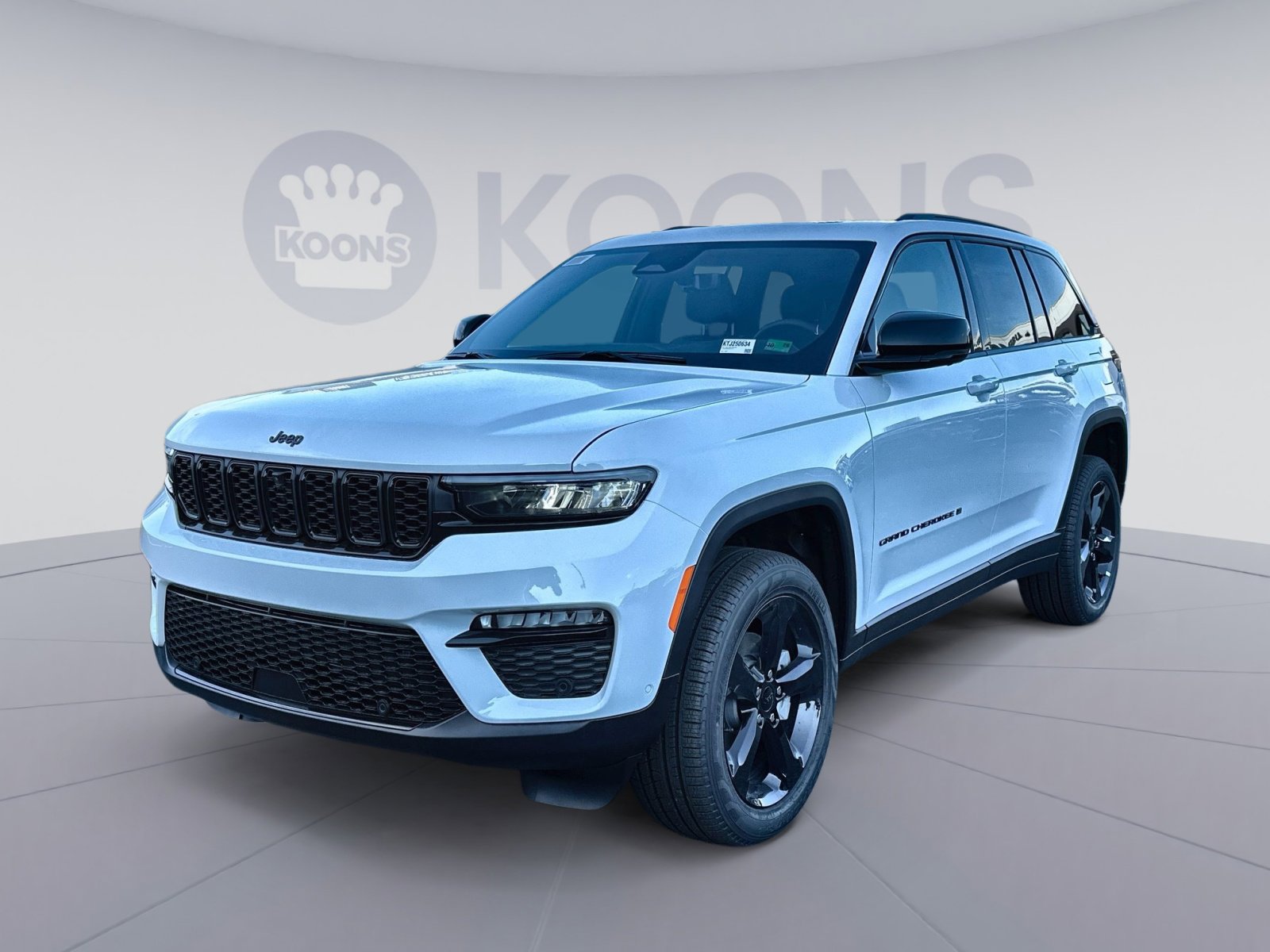 New 2025 Jeep Grand Cherokee Limited w/ Luxury Tech Group II image 30