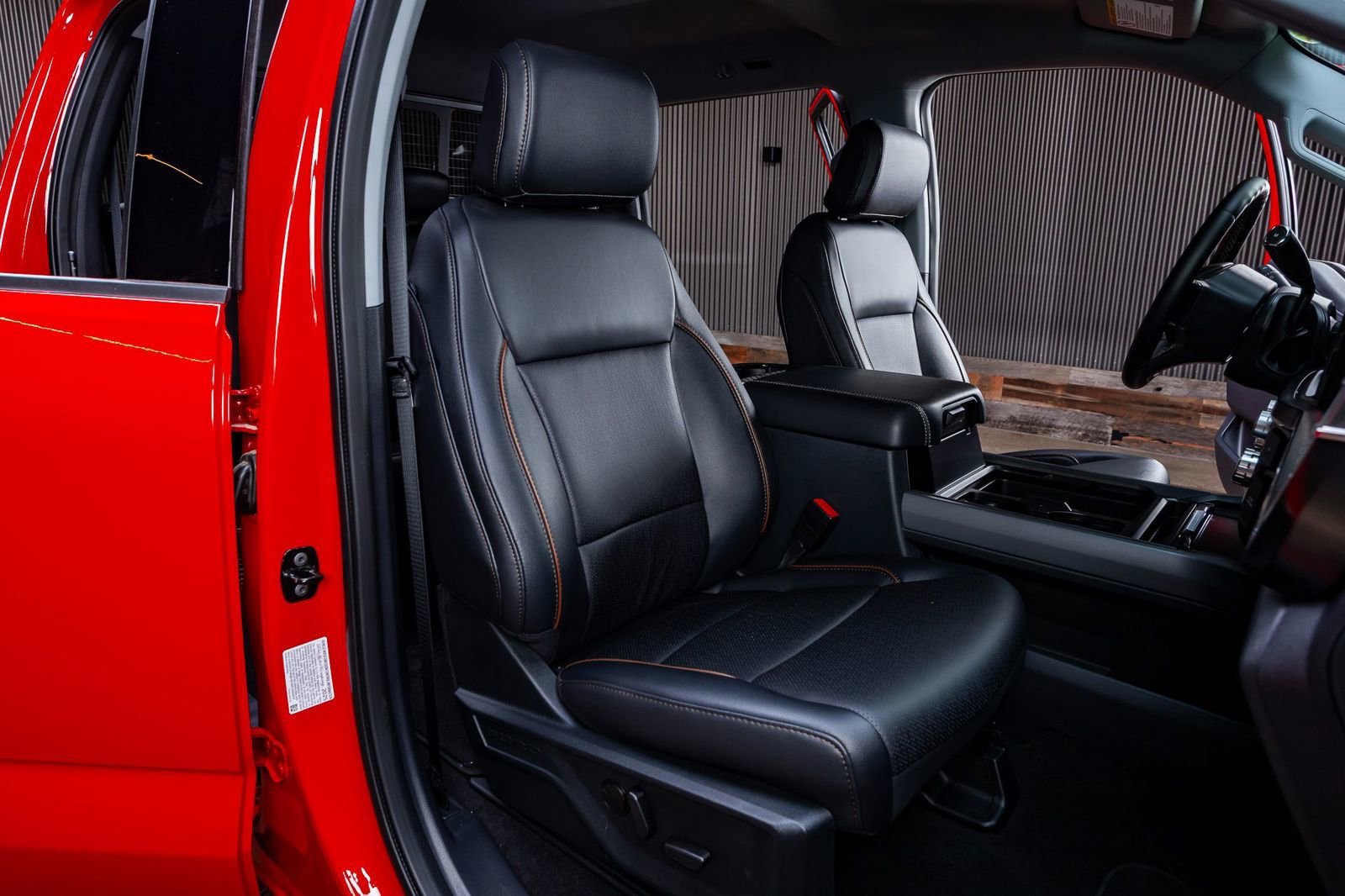 Used 2026 Ford F350 Lariat w/ Lariat Premium Package image 32