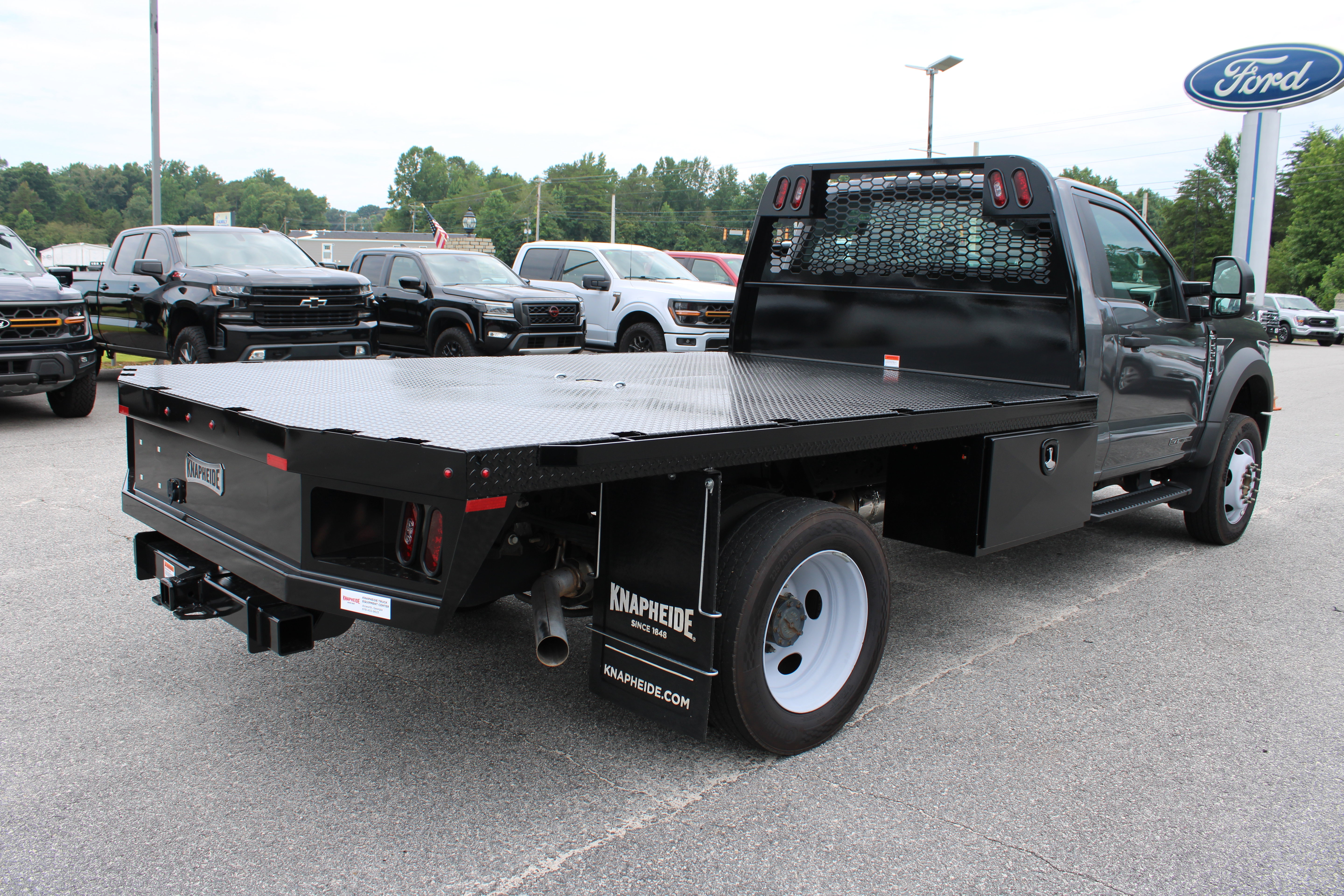 Used 2024 Ford F550 4x4 Regular Cab Super Duty image 6