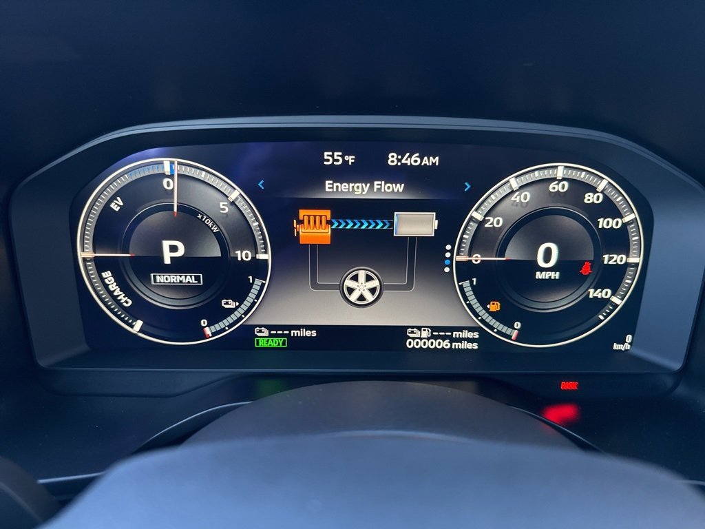 New 2025 Mitsubishi Outlander SE image 14