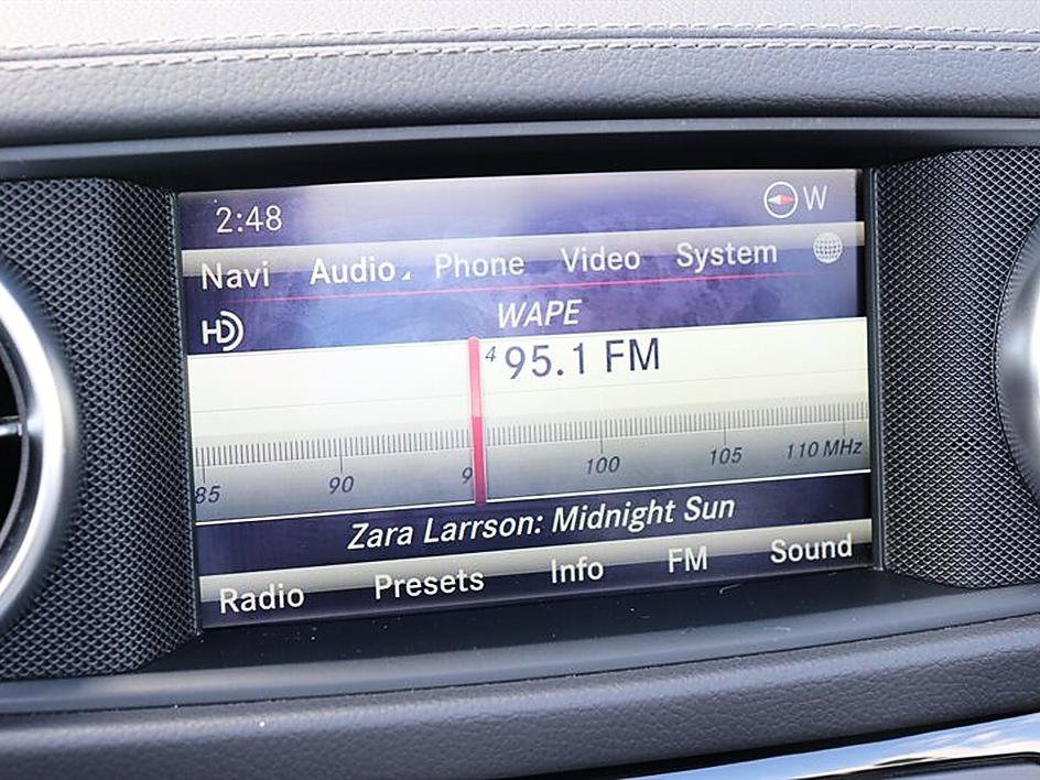 Used 2015 Mercedes-Benz SL 550 image 48