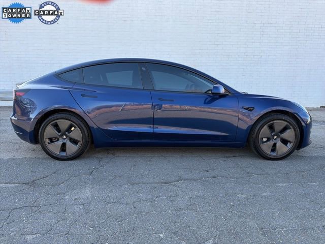 Used 2023 Tesla Model 3 Standard Range image 1