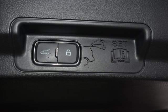 Used 2025 Ford Explorer ST image 43