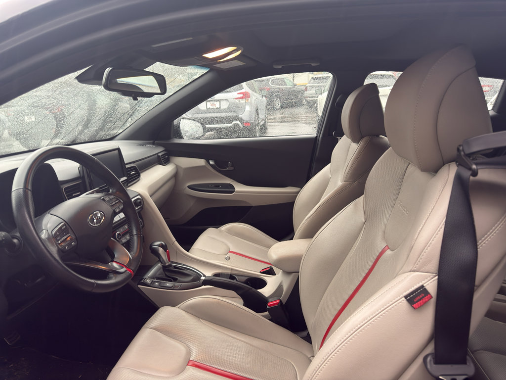 Used 2020 Hyundai Veloster Turbo Ultimate image 9