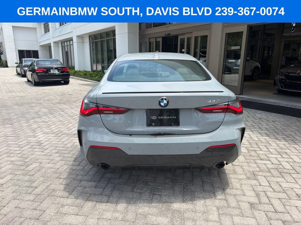 Used 2024 BMW 430i Coupe w/ M Sport Package RWD image 17