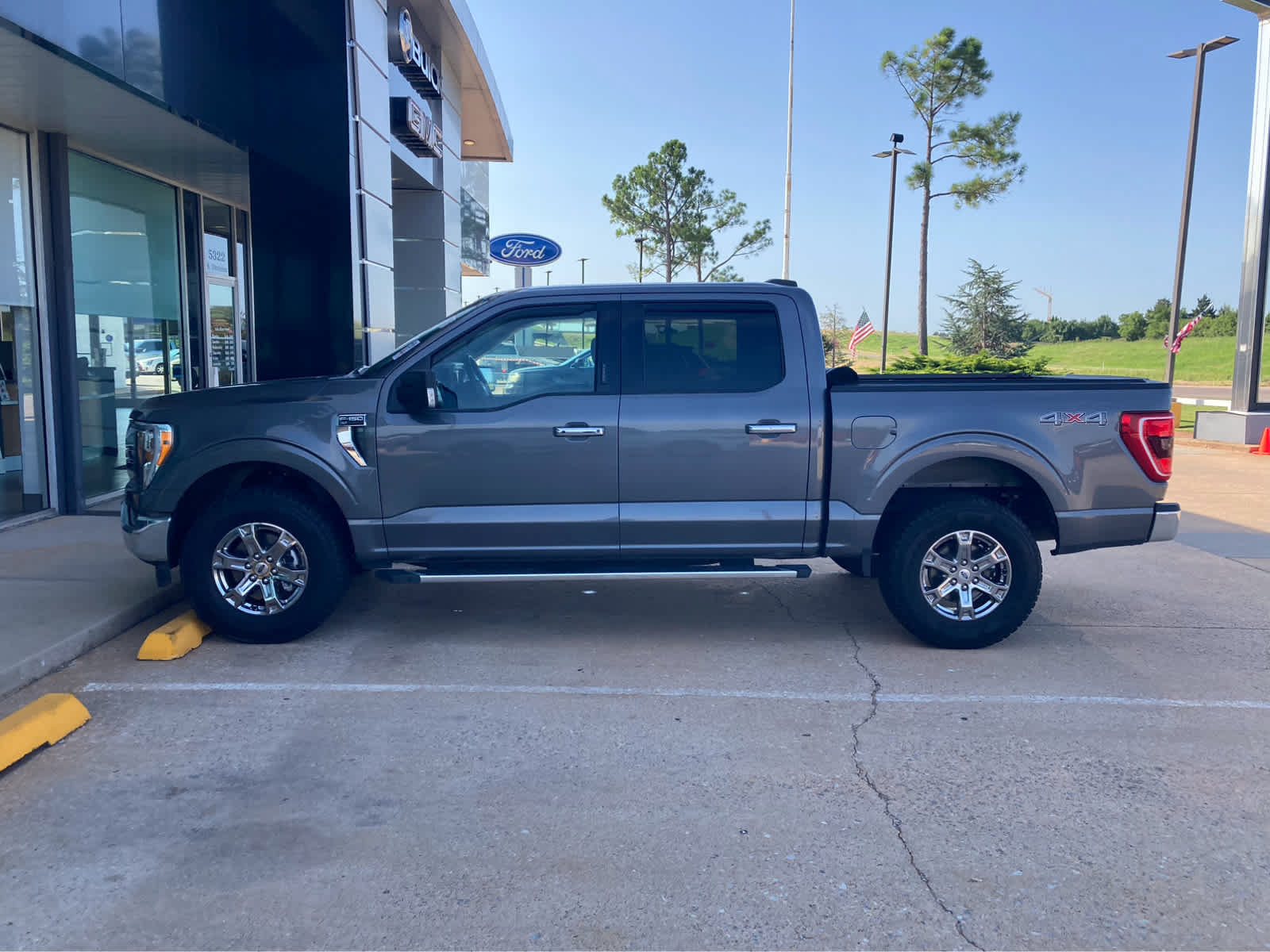 Used 2023 Ford F150 XLT w/ Equipment Group 302A High AWD/4WD image 3