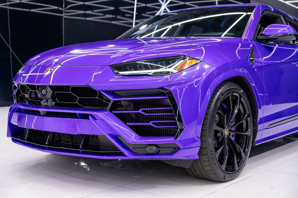 Used 2022 Lamborghini Urus image 4