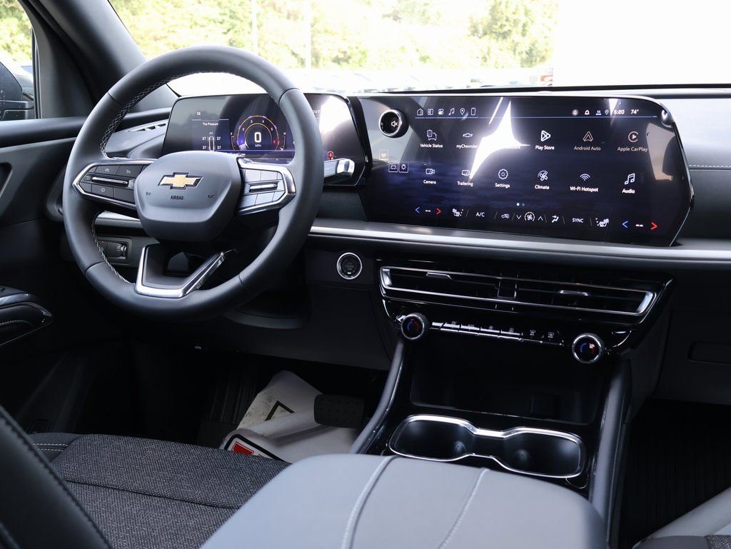 New 2026 Chevrolet Traverse LT w/ LPO, Floor Liner Package image 28