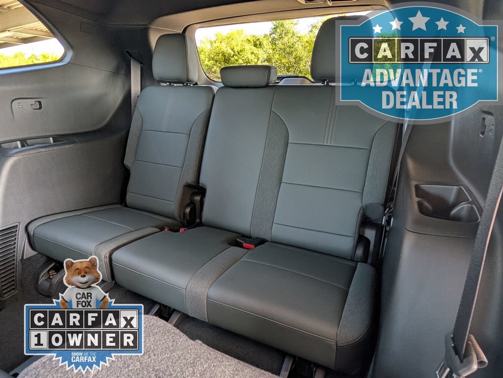 Used 2024 GMC Acadia AT4 w/ Luxury Package AWD/4WD image 25
