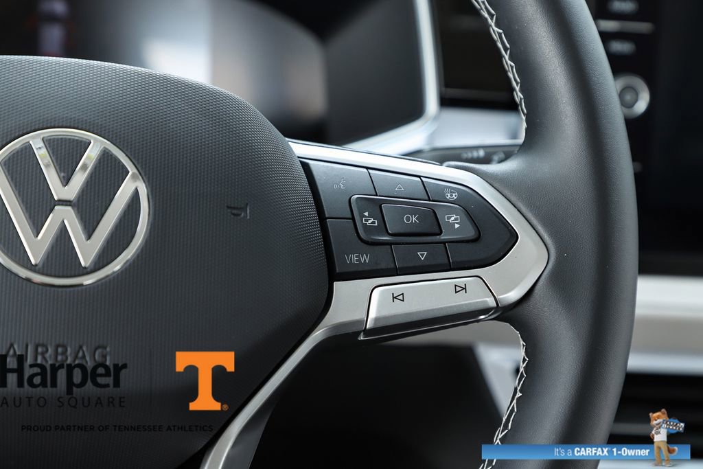 Used 2025 Volkswagen Taos SE image 22