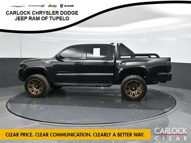 Used 2021 Toyota Tacoma SR5 image 8