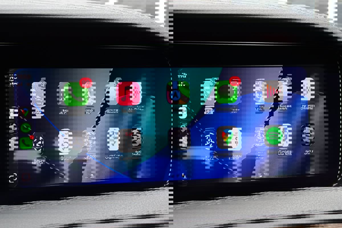 Used 2019 Mercedes-Benz S 560 Sedan image 24