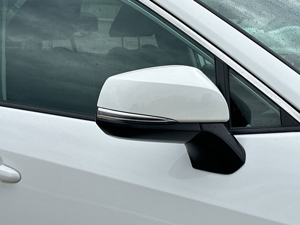 Used 2021 Toyota RAV4 LE AWD/4WD image 9