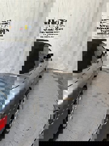 Used 2002 Porsche 911 Carrera 4 image 15