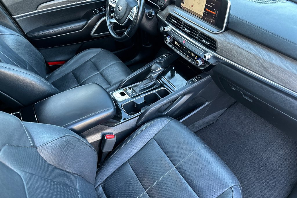 Used 2020 Kia Telluride EX w/ EX Premium Package AWD/4WD image 22
