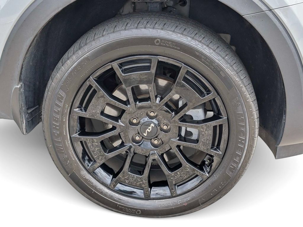 Certified 2022 Kia Telluride SX w/ SX Prestige Package AWD/4WD image 6
