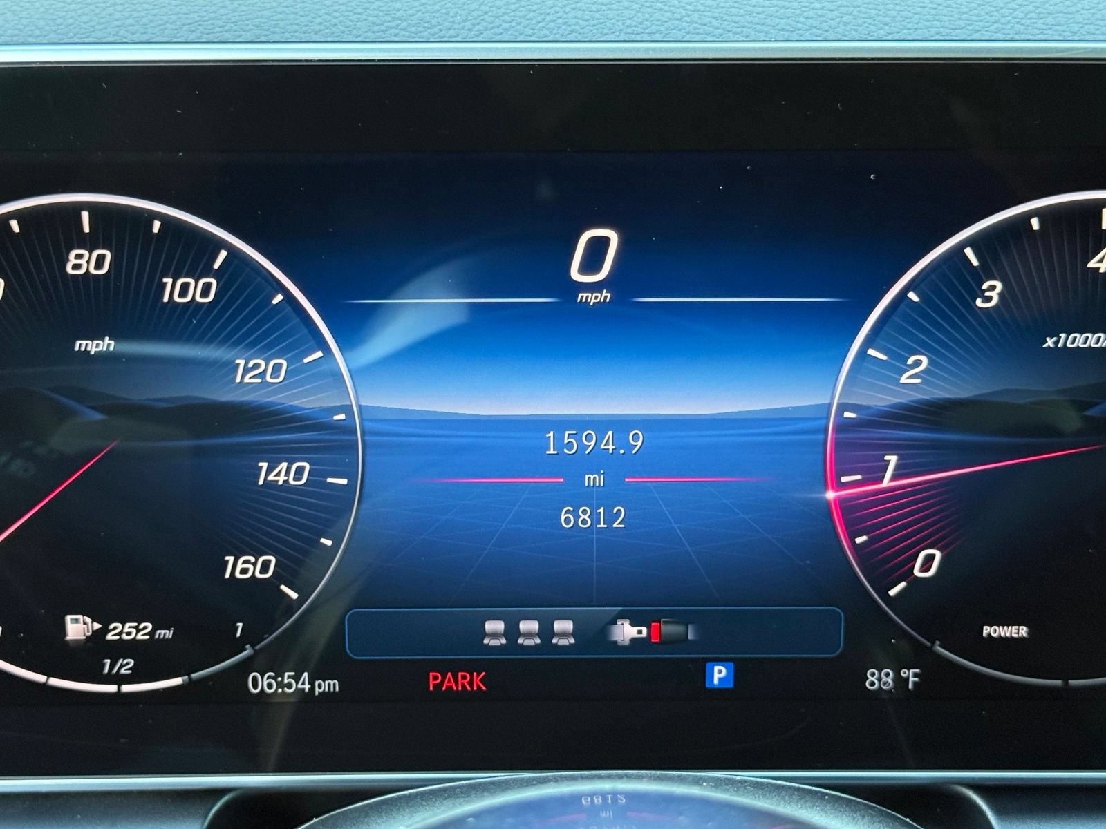 Used 2026 Mercedes-Benz GLC 300 image 34