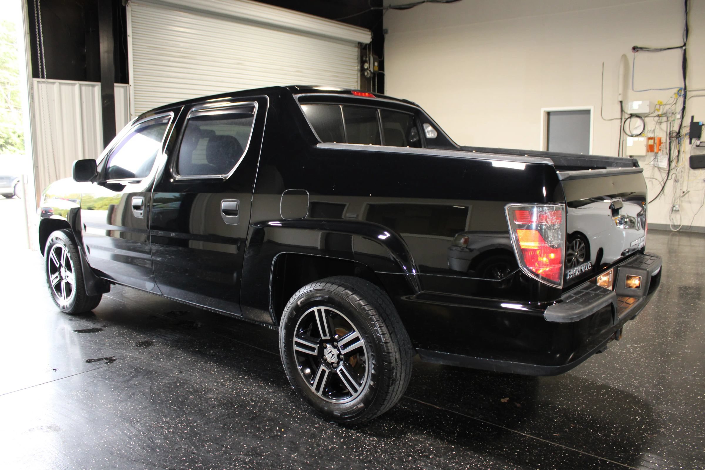 Used 2014 Honda Ridgeline Sport image 7