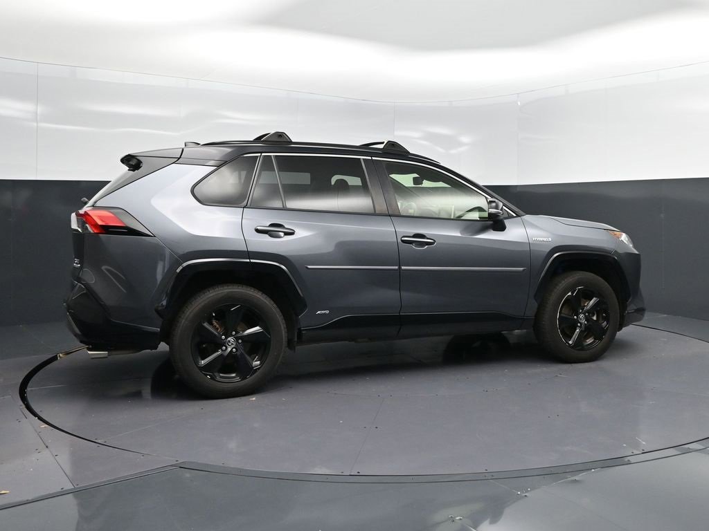 Used 2019 Toyota RAV4 XSE image 8