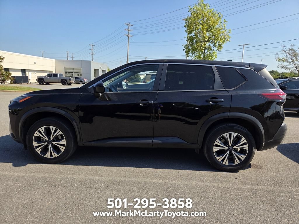 Used 2023 Nissan Rogue SV FWD image 8