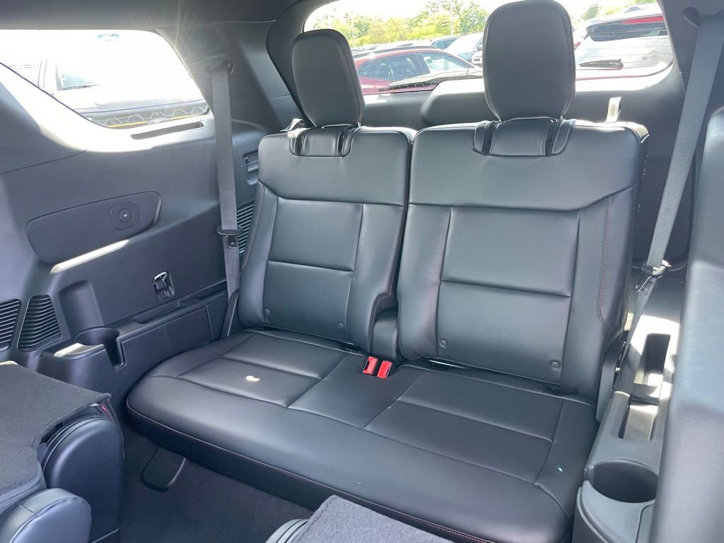 New 2026 Ford Explorer ST-Line AWD/4WD image 9