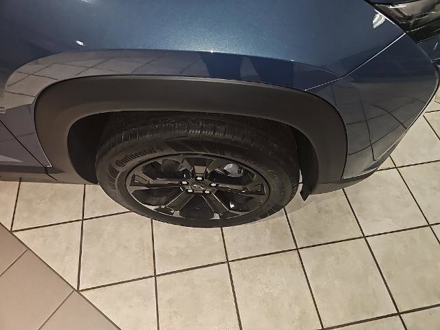 New 2026 Chevrolet Equinox LT w/ Convenience Package II image 9