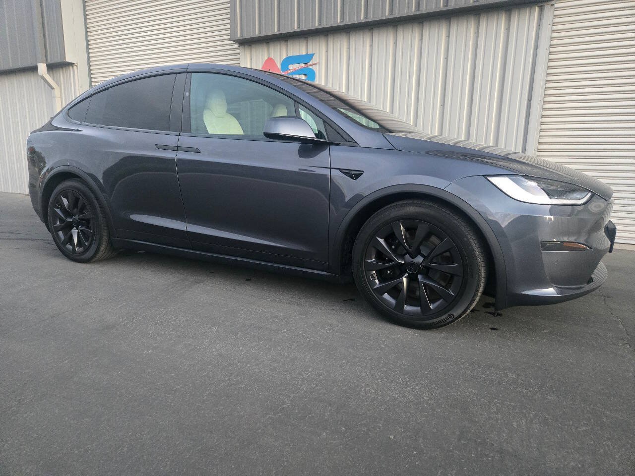 Used 2023 Tesla Model X AWD/4WD image 11