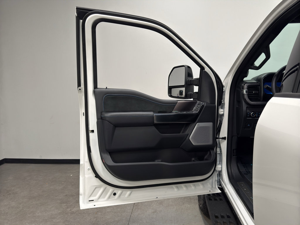 New 2026 Ford F250 Platinum w/ Tremor Off-Road Package image 9