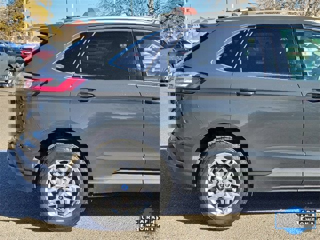 Used 2021 Ford Edge SEL w/ Convenience Package image 4