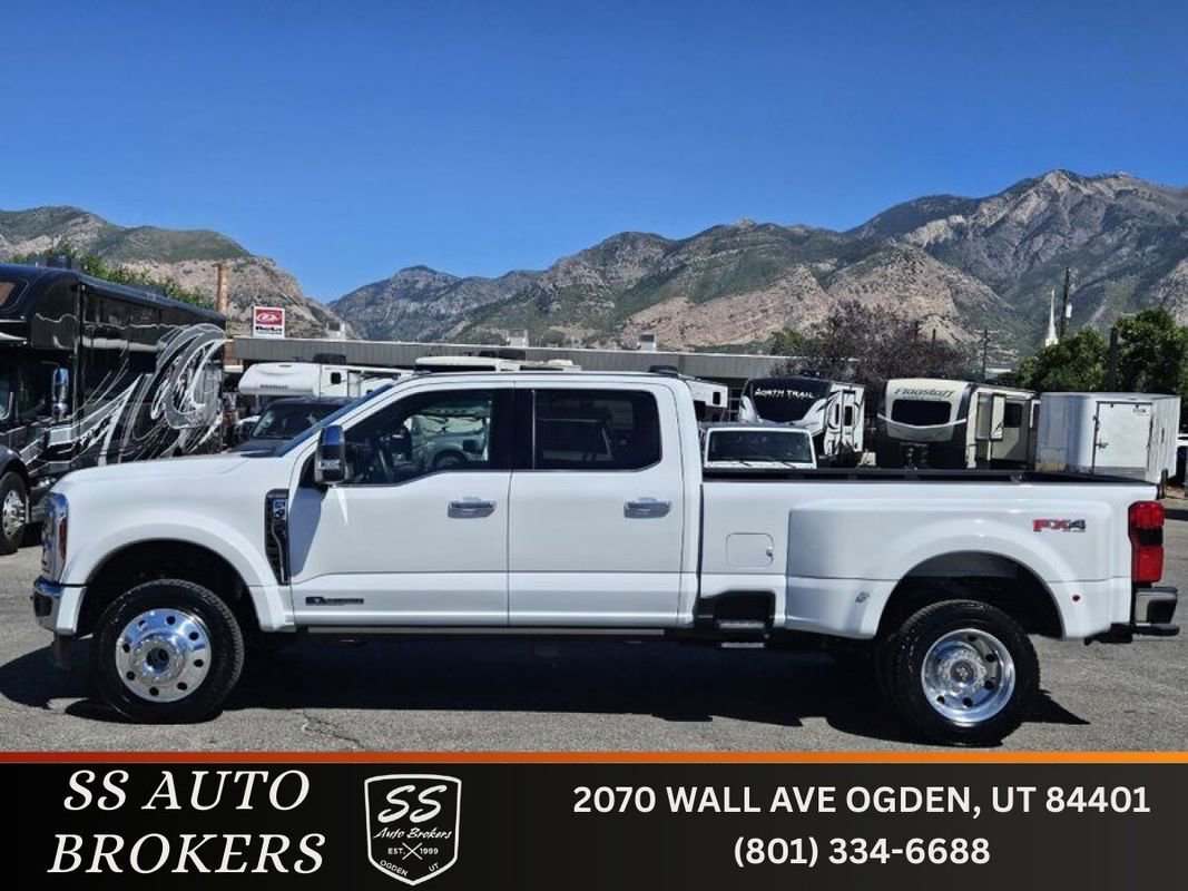 Used 2025 Ford F450 King Ranch w/ Chrome Package AWD/4WD image 1