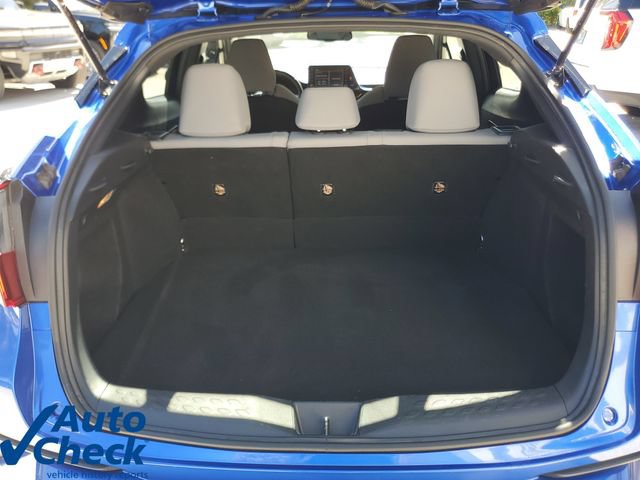 Used 2019 Toyota C-HR XLE FWD image 10
